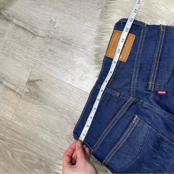 Levi's Wedgie Straight Leg Fringe Pocket Jeans - Picture 4 of 11